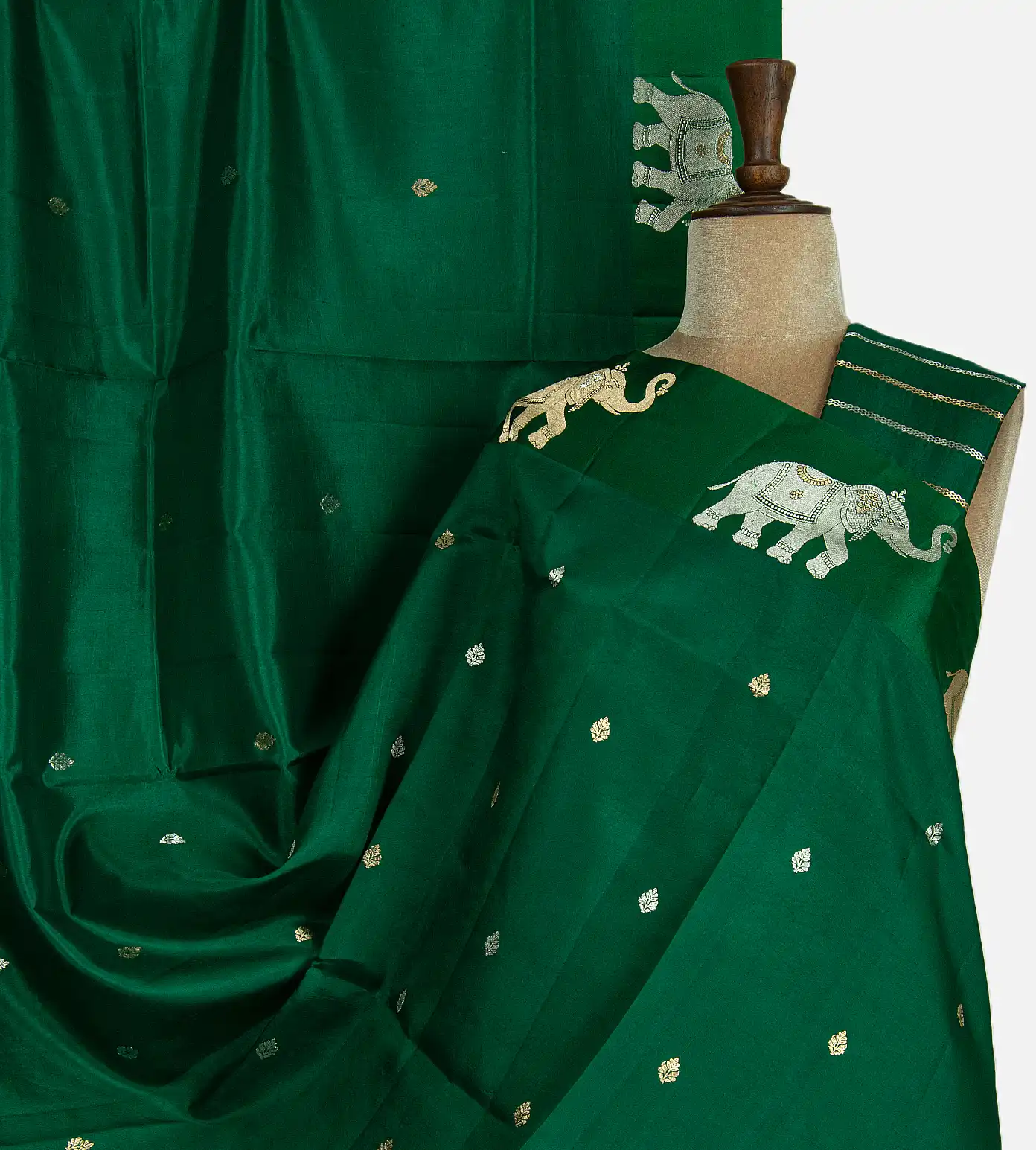 green-banarasi-katan-silk-saree-d06109306-a