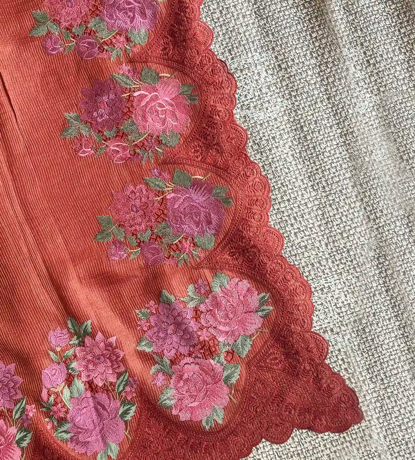 red-tussar-saree-d0294269-e