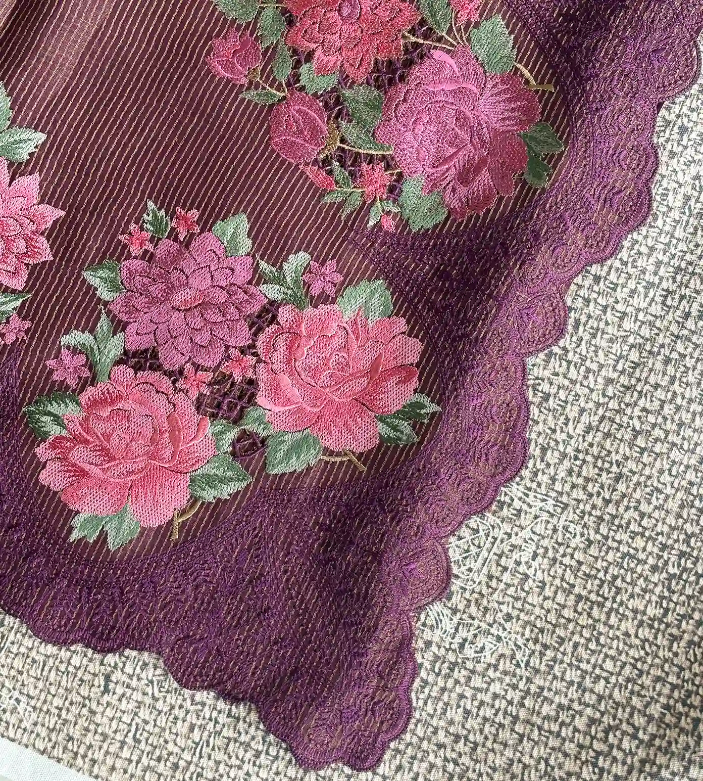 red-tussar-saree-d0294265-d