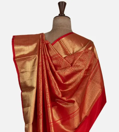 red-kanchipuram-silk-saree-d05103712-c