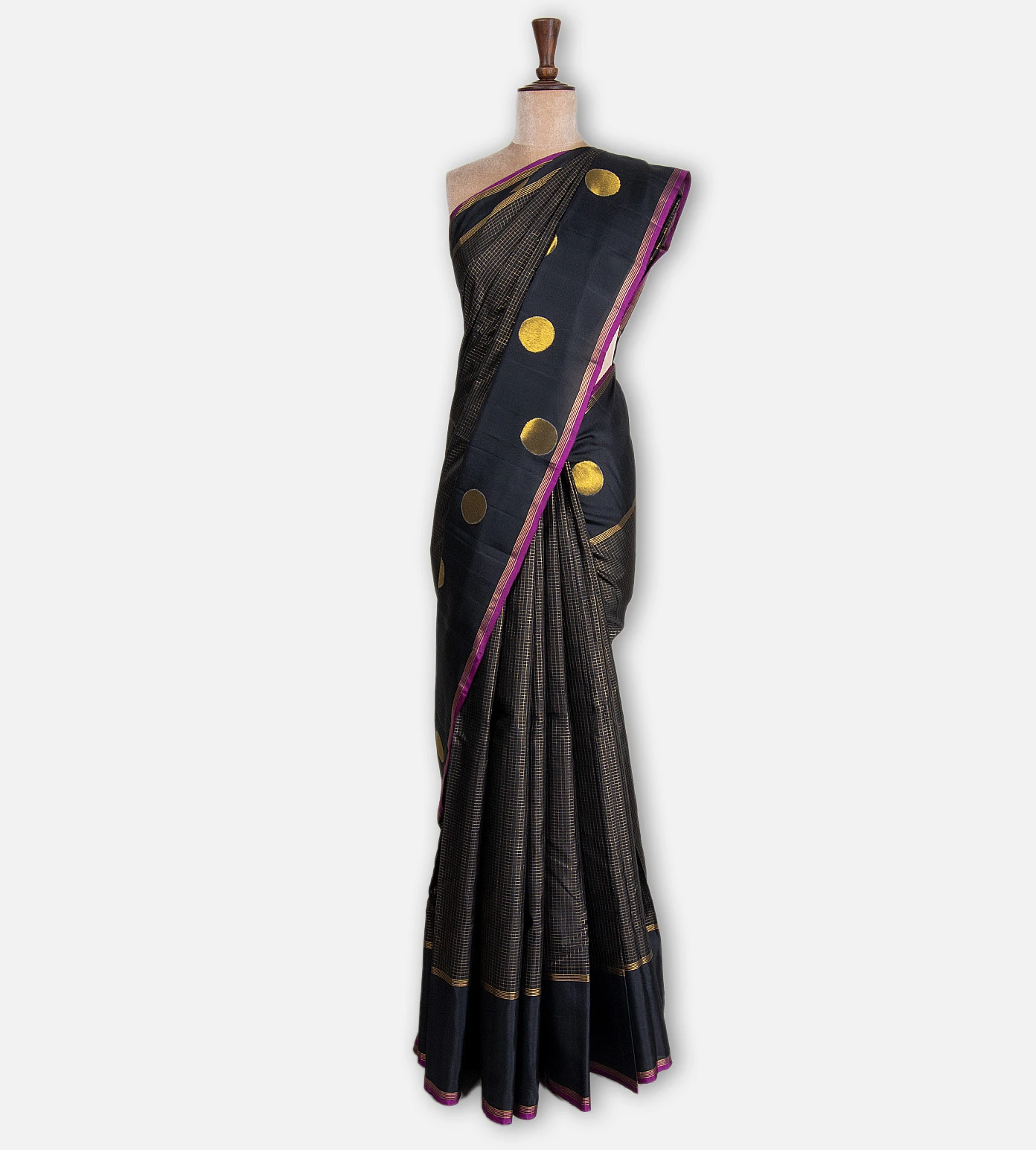 black-kanchipuram-silk-saree-d0397132-b