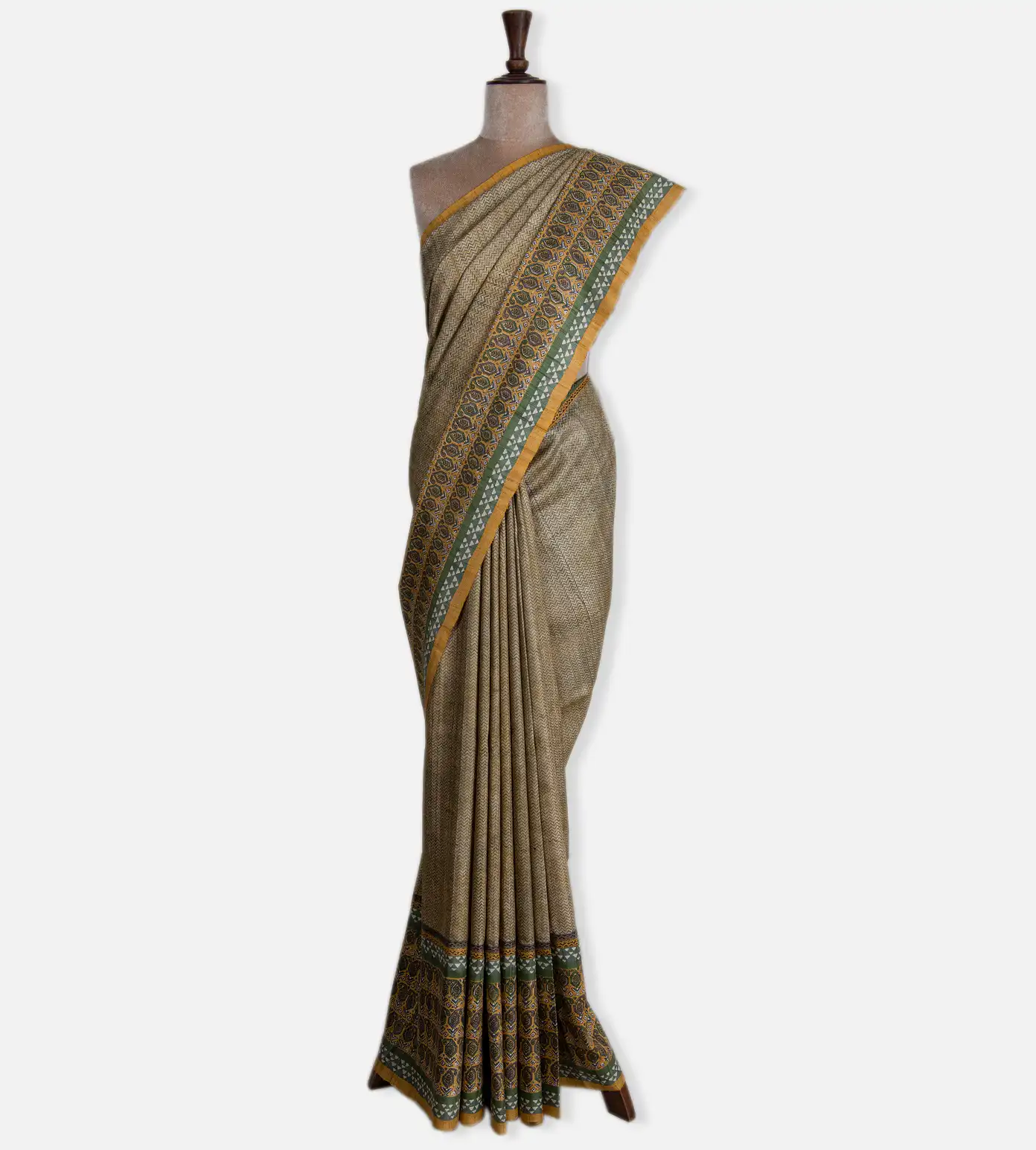 beige-tussar-saree-c0660478-b