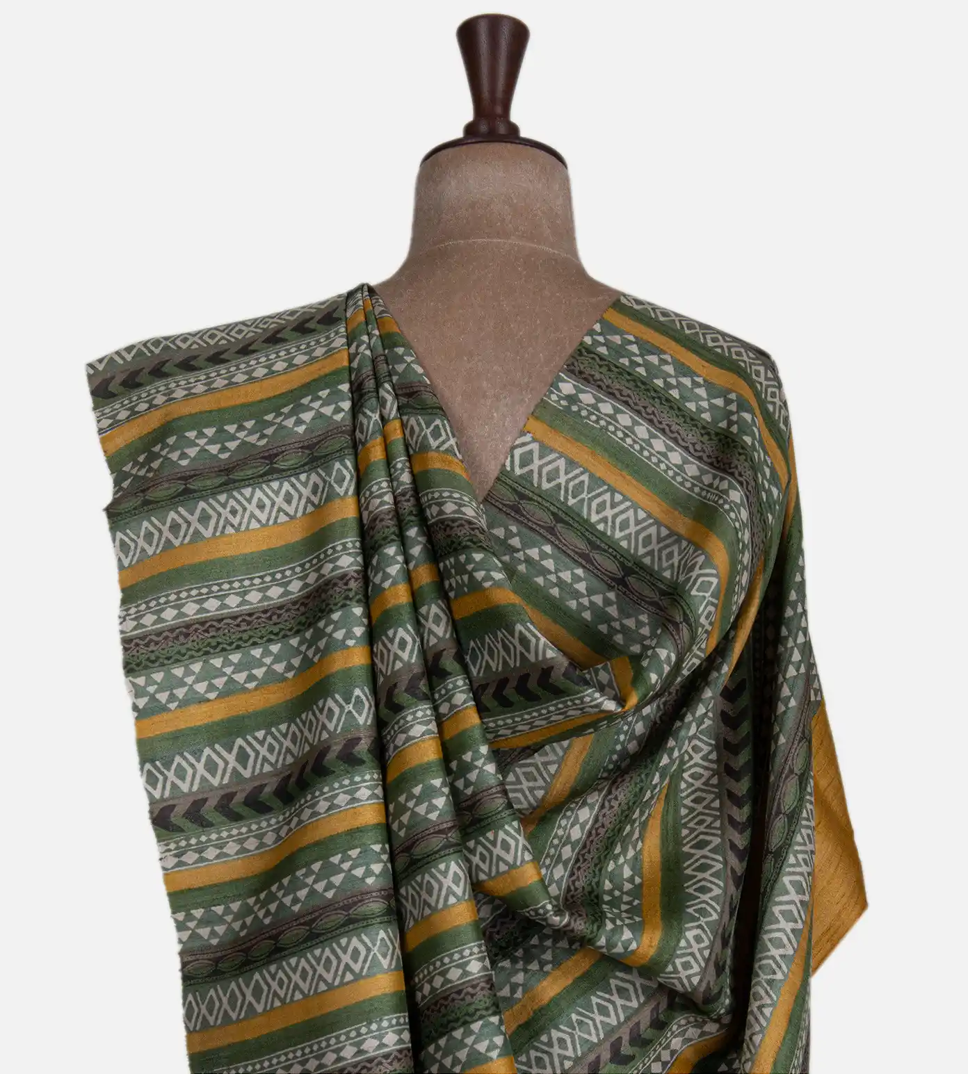 beige-tussar-saree-c0660478-c