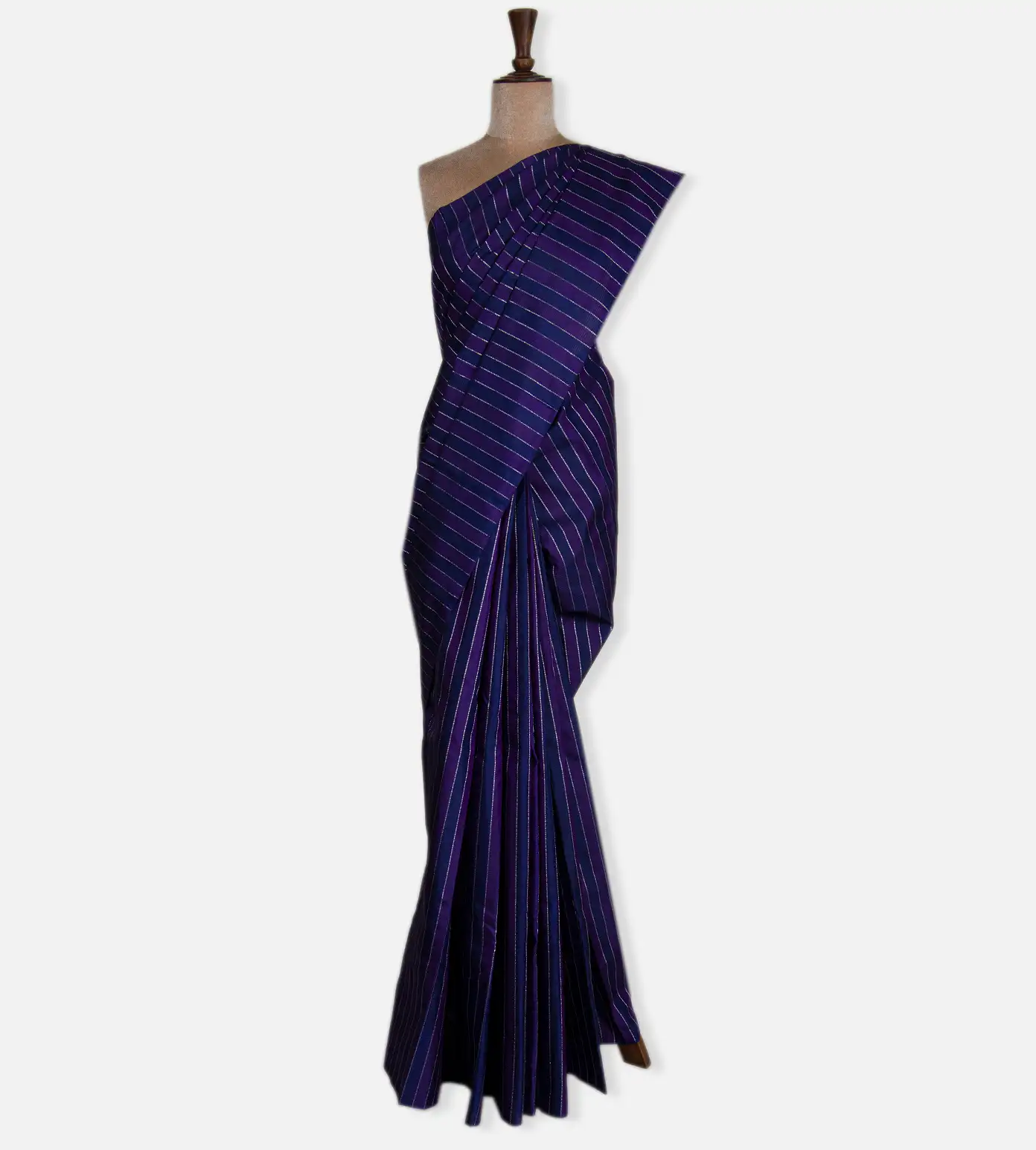 blue-and-violet-kanchipuram-silk-saree-d05106321-b