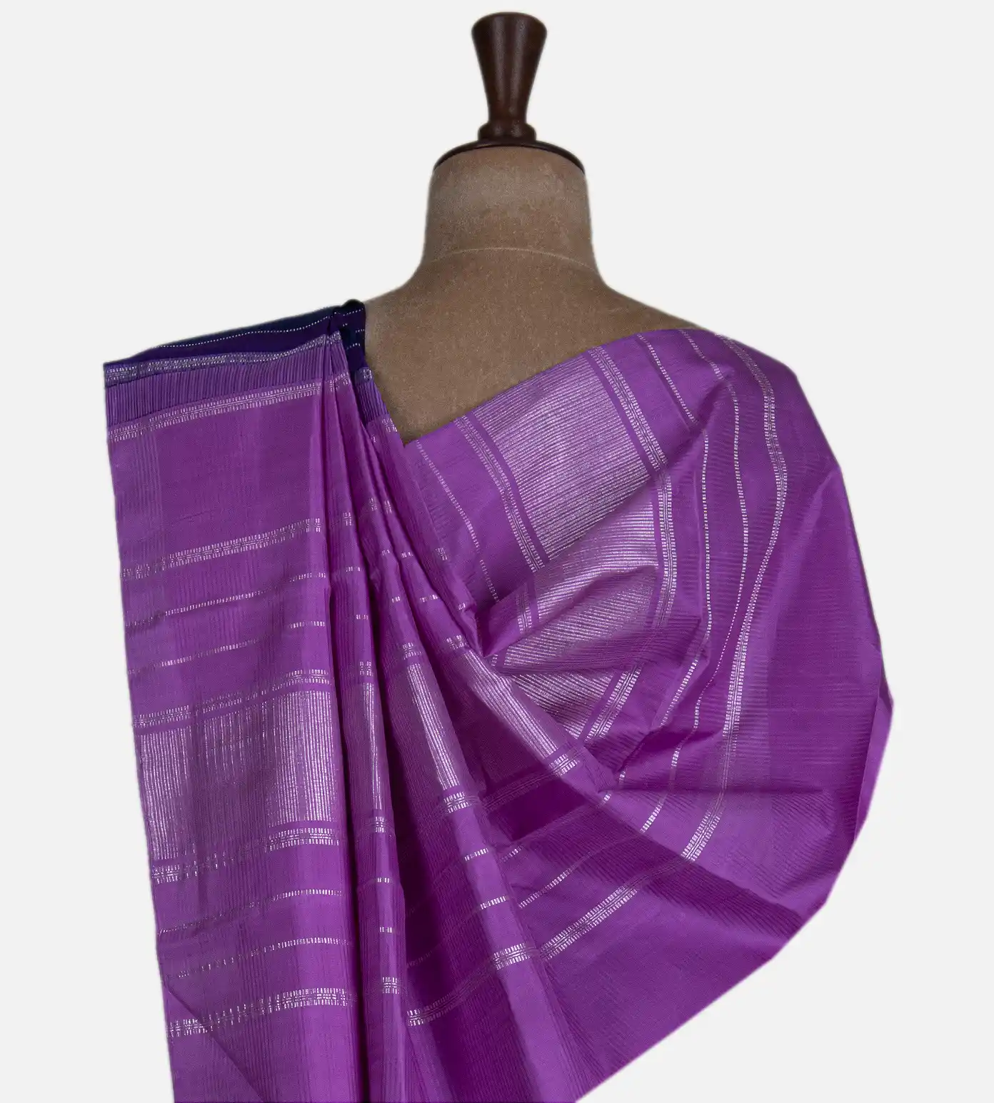 blue-and-violet-kanchipuram-silk-saree-d05106321-c