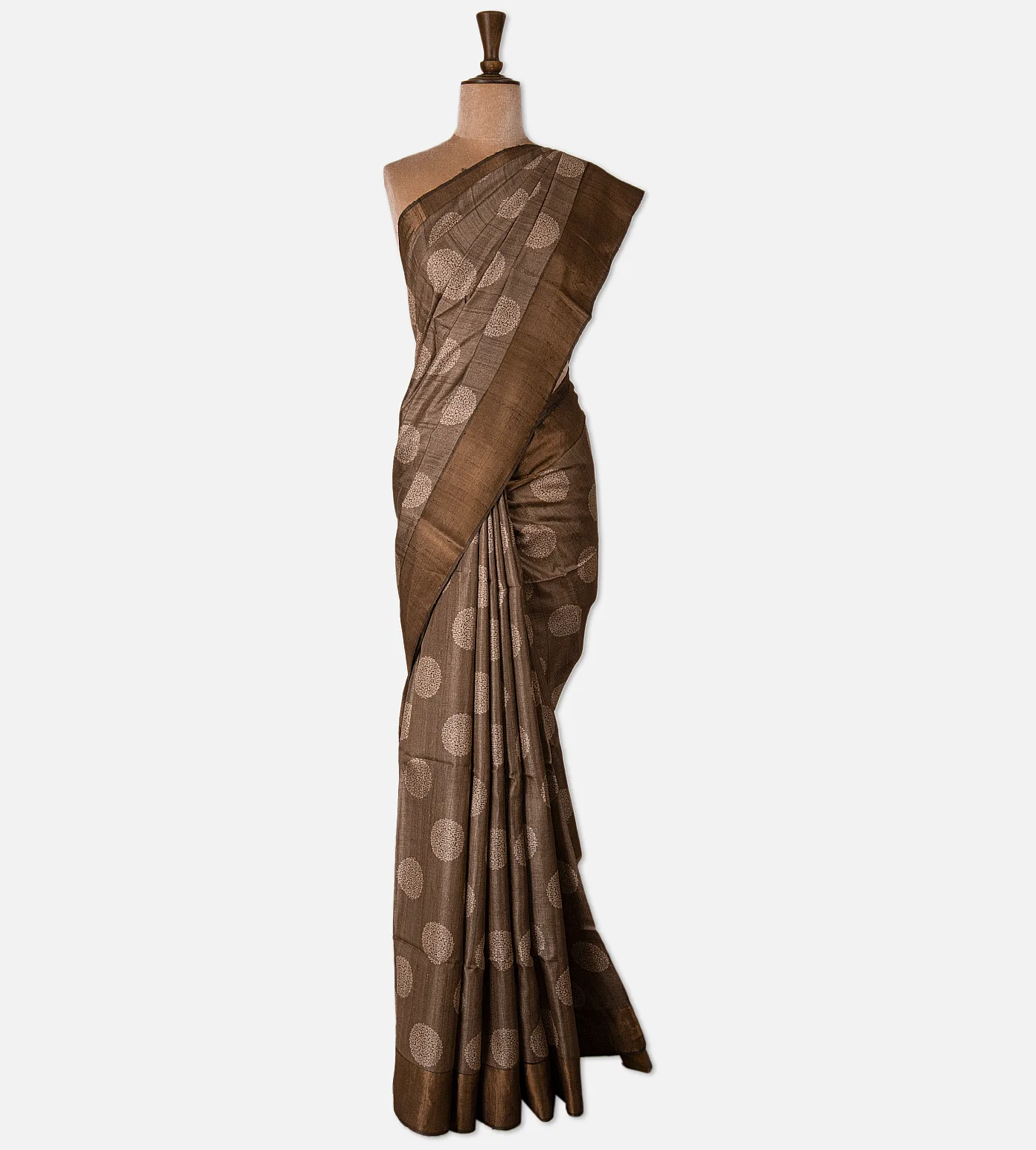 light-brown-tussar-saree-d05107685-b