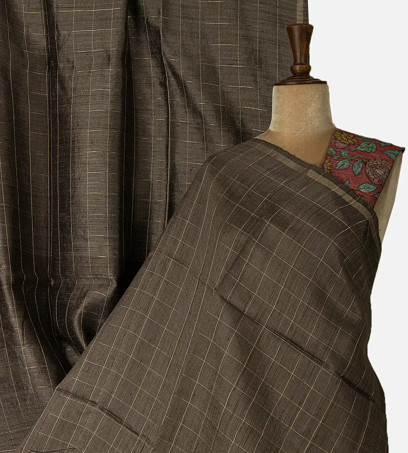 brown-tussar-saree-d06109995-a