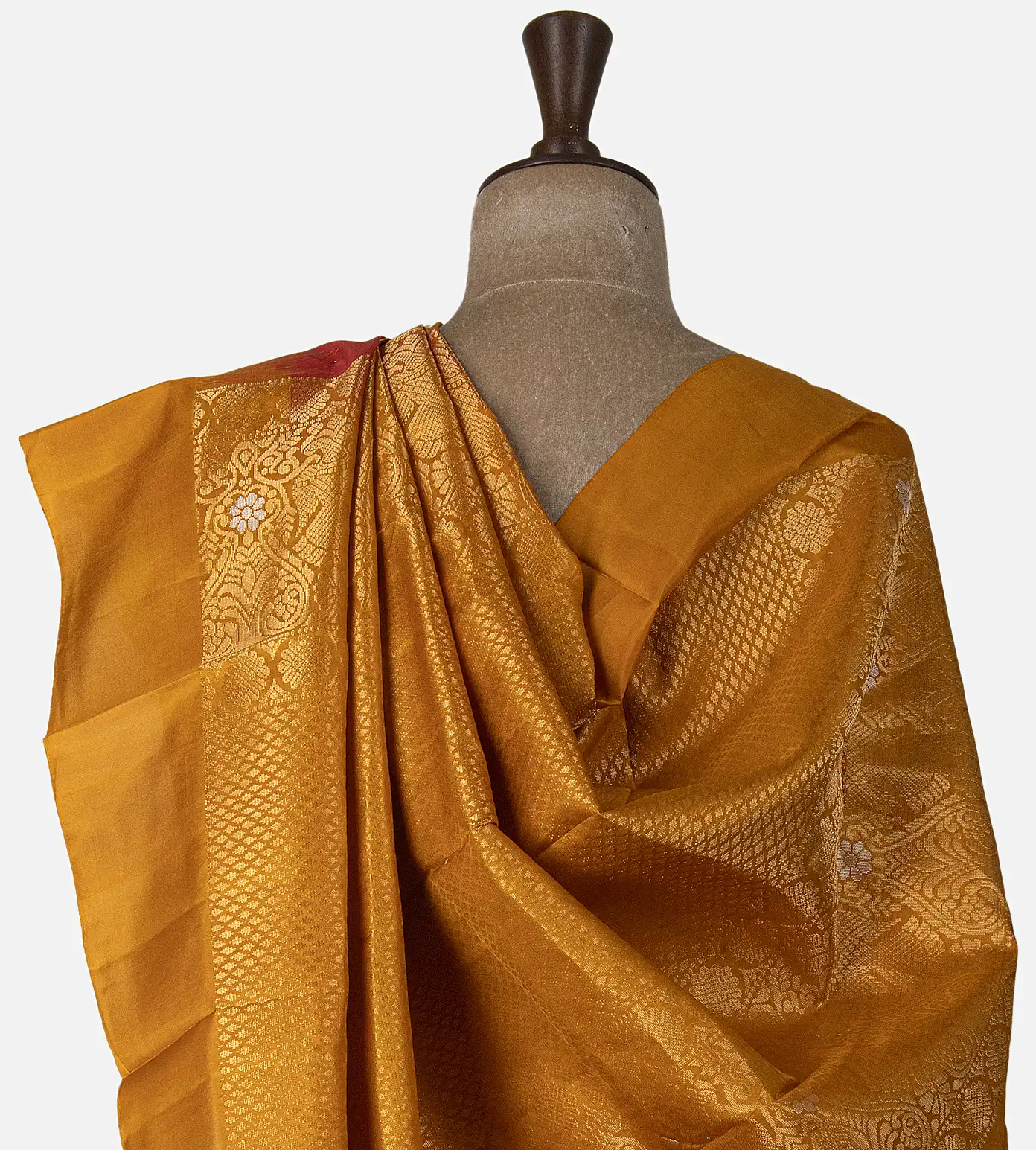 red-soft-silk-saree-c0969561-c