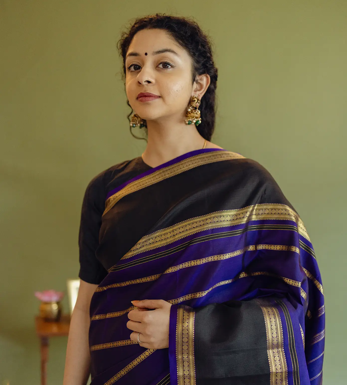 purple-kanchipuram-silk-saree-d0396860-a