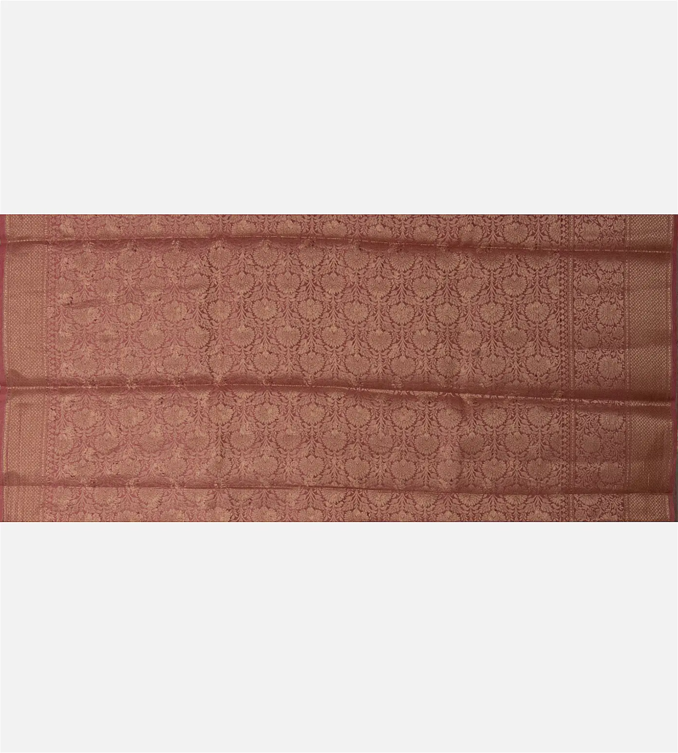 salmon-pink-chaniya-silk-saree-d0291994-d