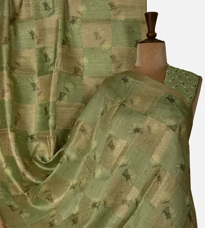 green-chaniya-silk-saree-d0499493-a