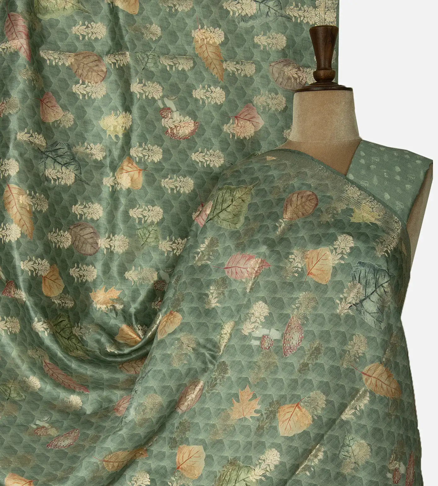 greenish-grey-chaniya-silk-saree-d0189236-a