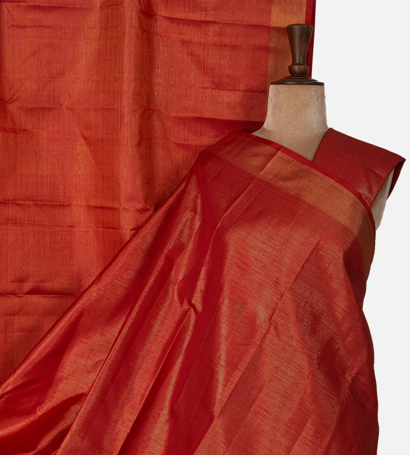 red-kanchipuram-silk-saree-d07111831-a