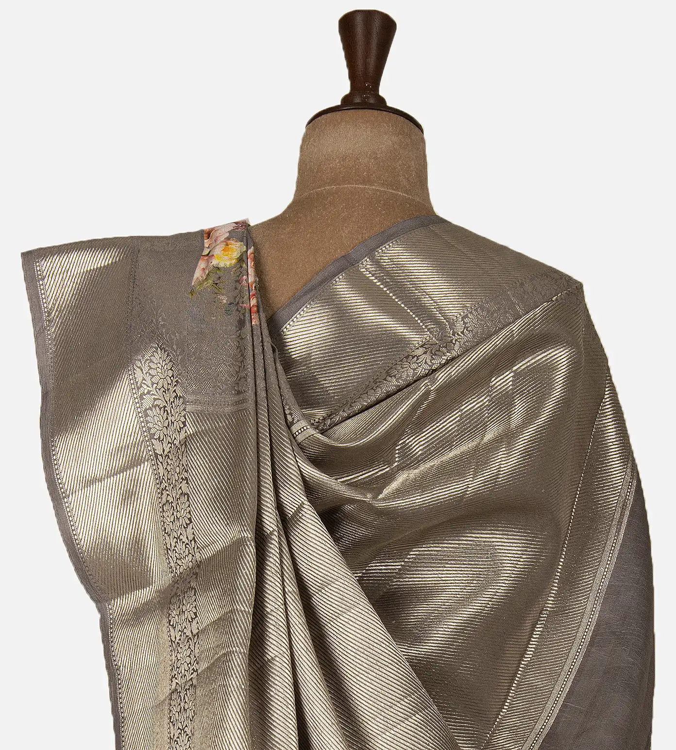 grey-chaniya-silk-saree-d0397936-c