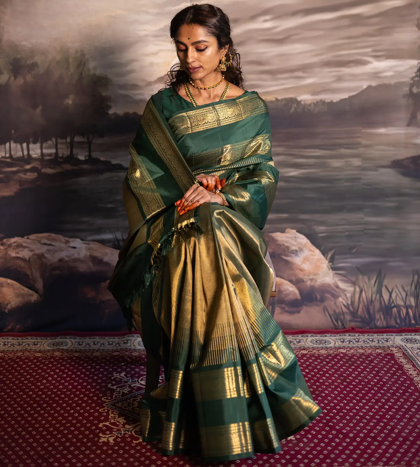 green-kanchipuram-silk-saree-d06110046-d