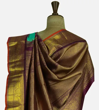 green-kanchipuram-silk-saree-d04101362-c