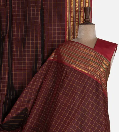 maroon-kanchipuram-silk-saree-d05106401-a
