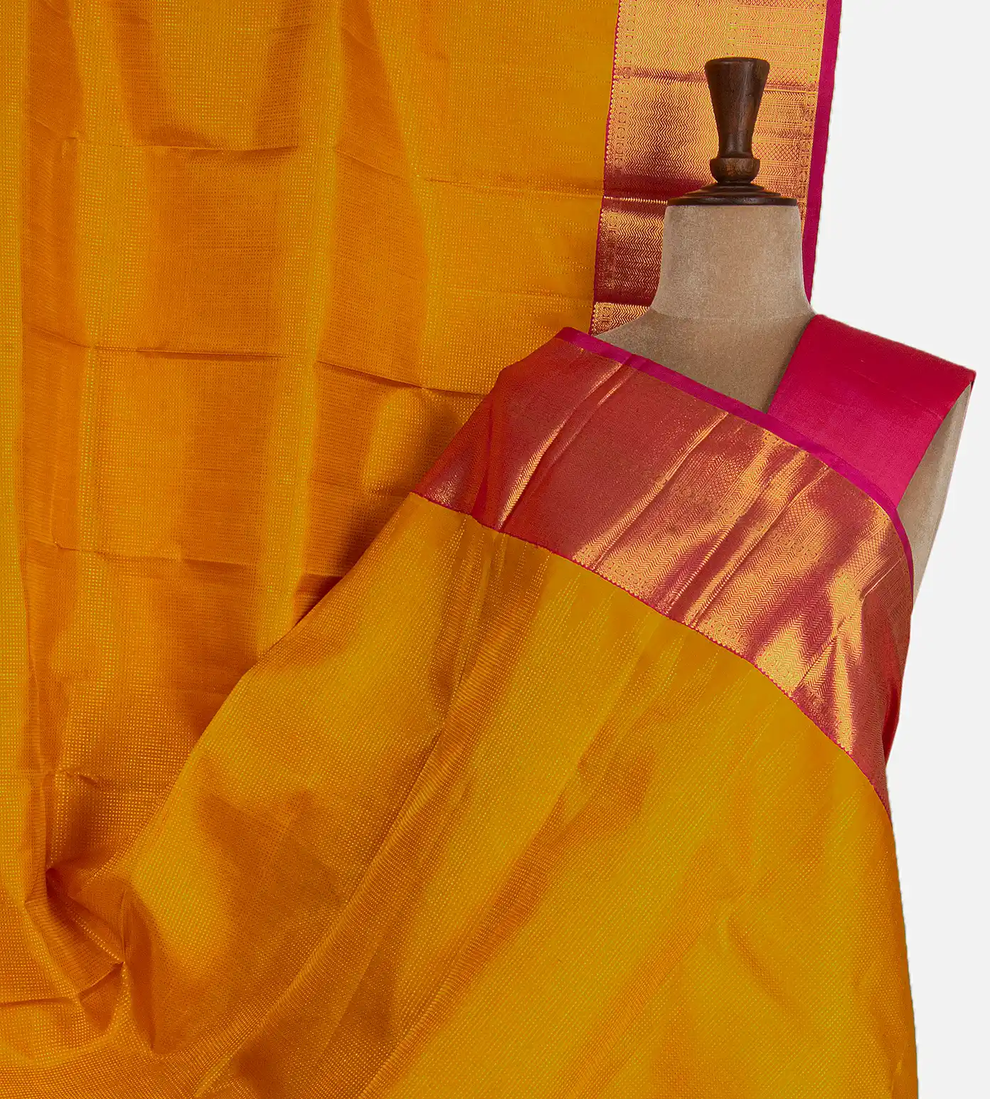 yellow-kanchipuram-silk-saree-d06109410-a