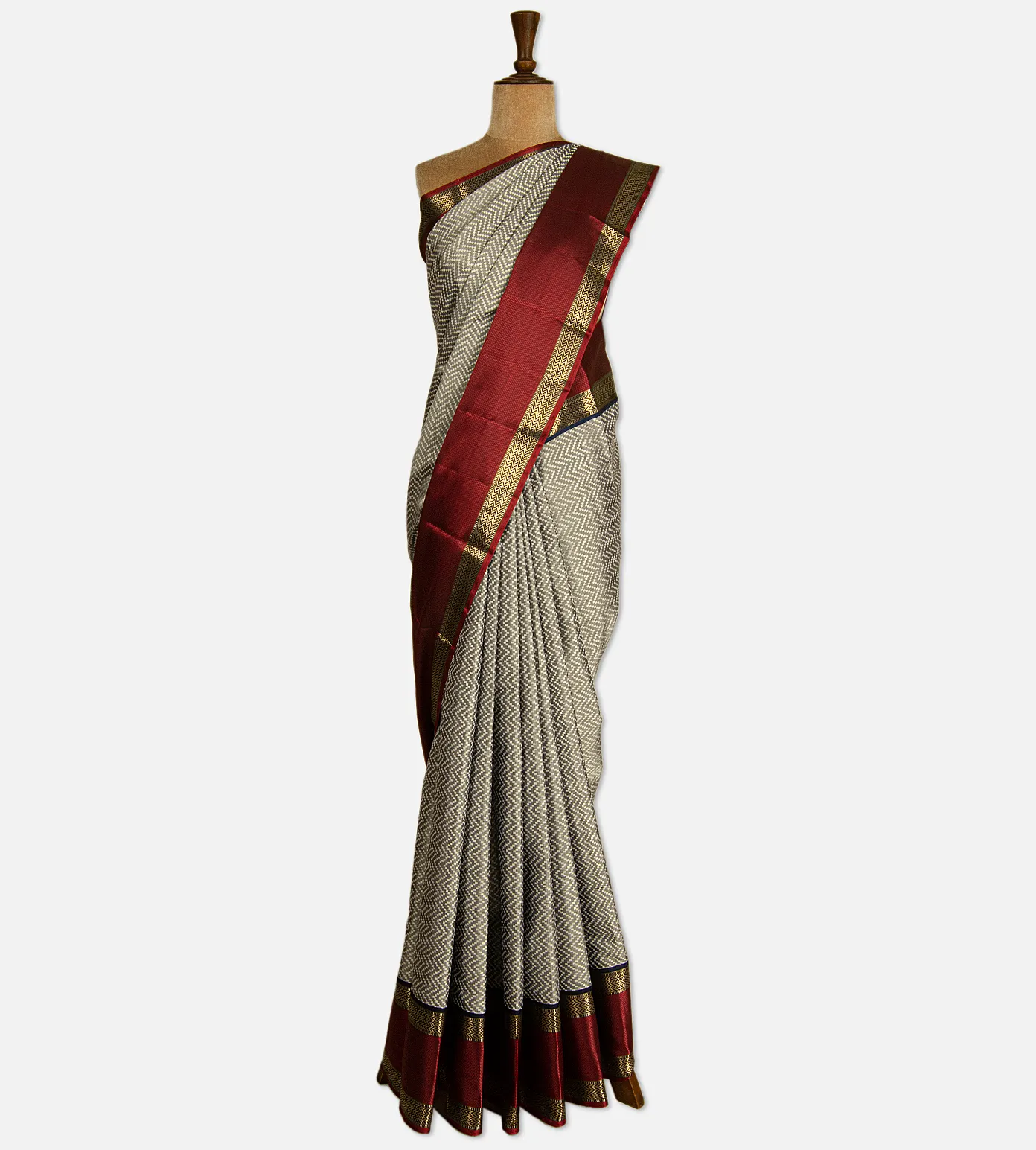 grey-and-off-white-kanchipuram-silk-saree-d06108818-b
