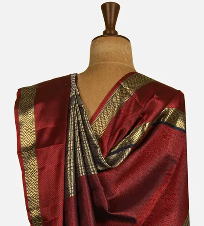 grey-and-off-white-kanchipuram-silk-saree-d06108818-c