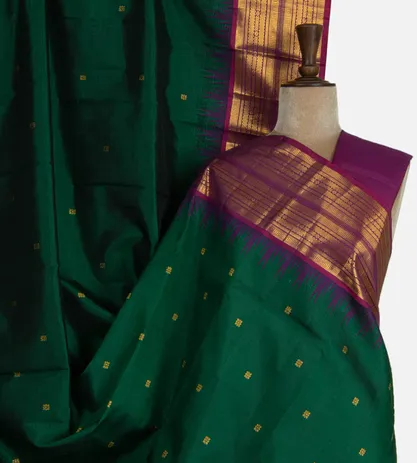 green-kanchipuram-silk-saree-d07111746-a