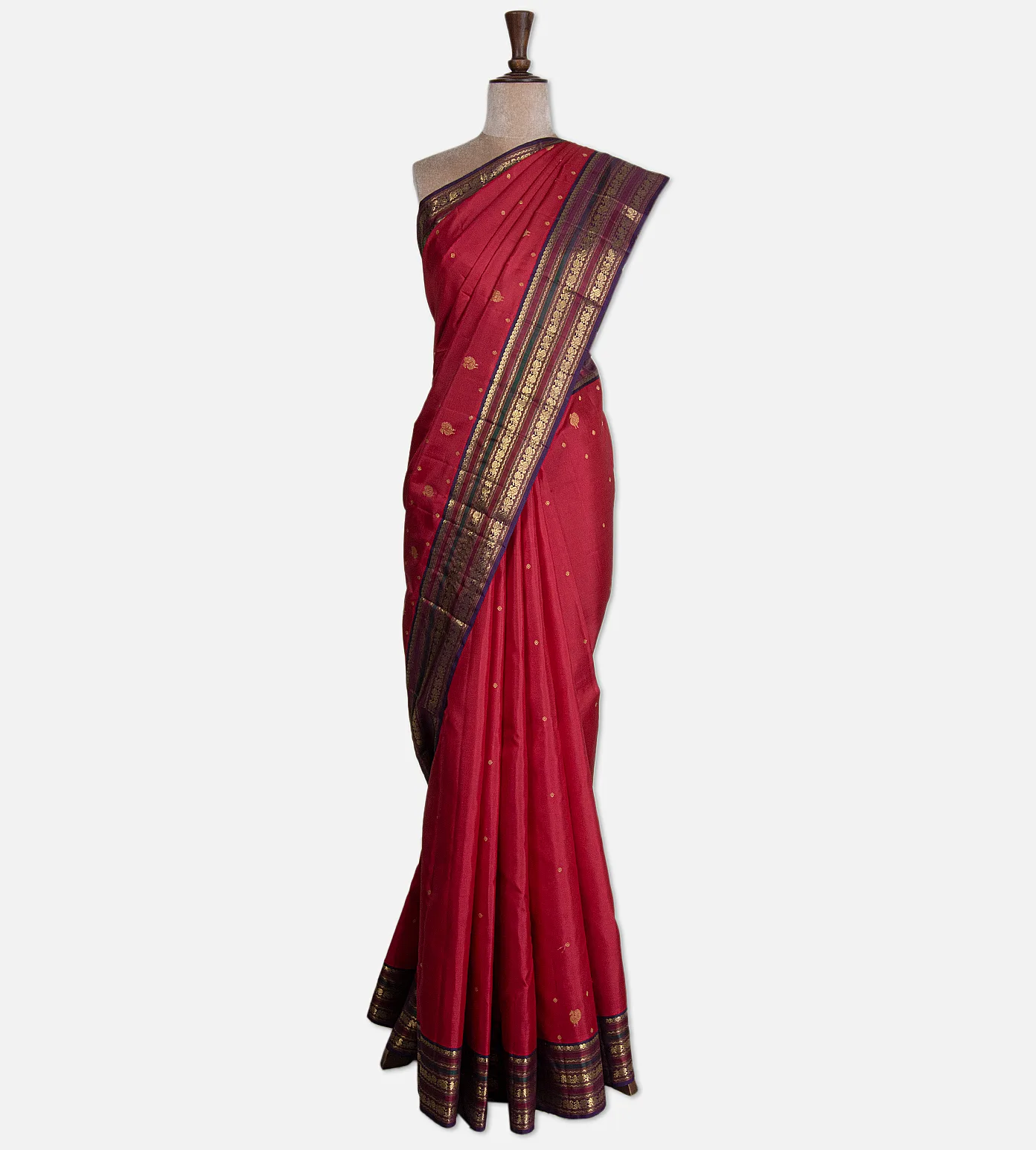 red-kanchipuram-silk-saree-d05107447-b