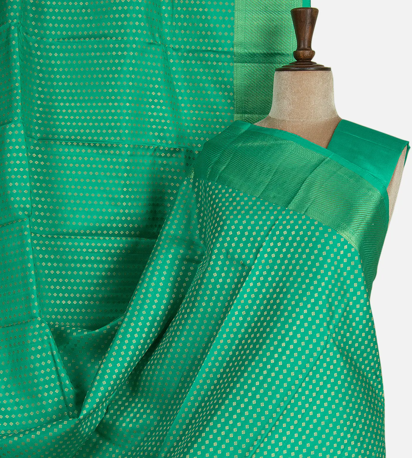 jade-green-kanchipuram-silk-saree-d0187318-a