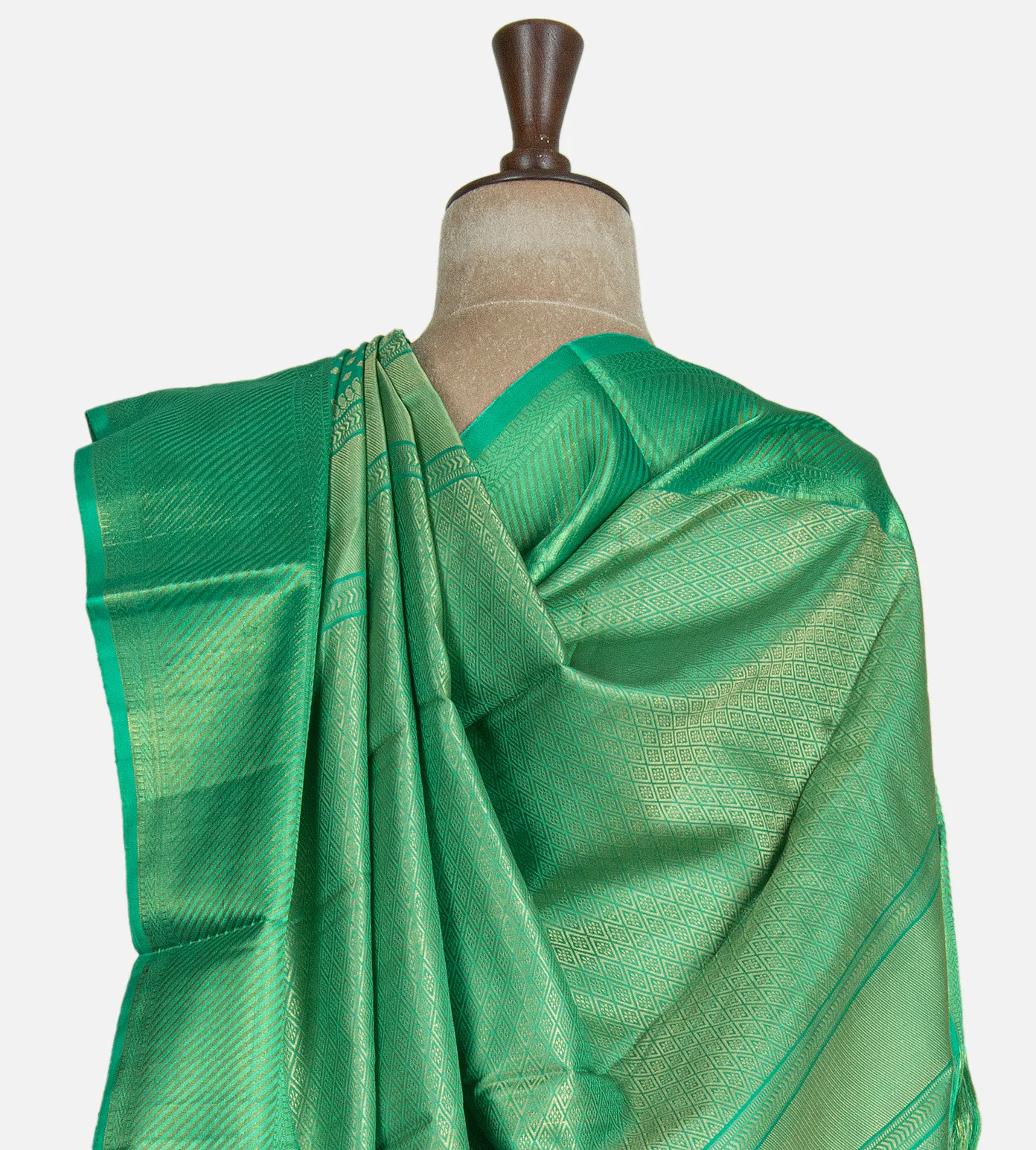 jade-green-kanchipuram-silk-saree-d0187318-c