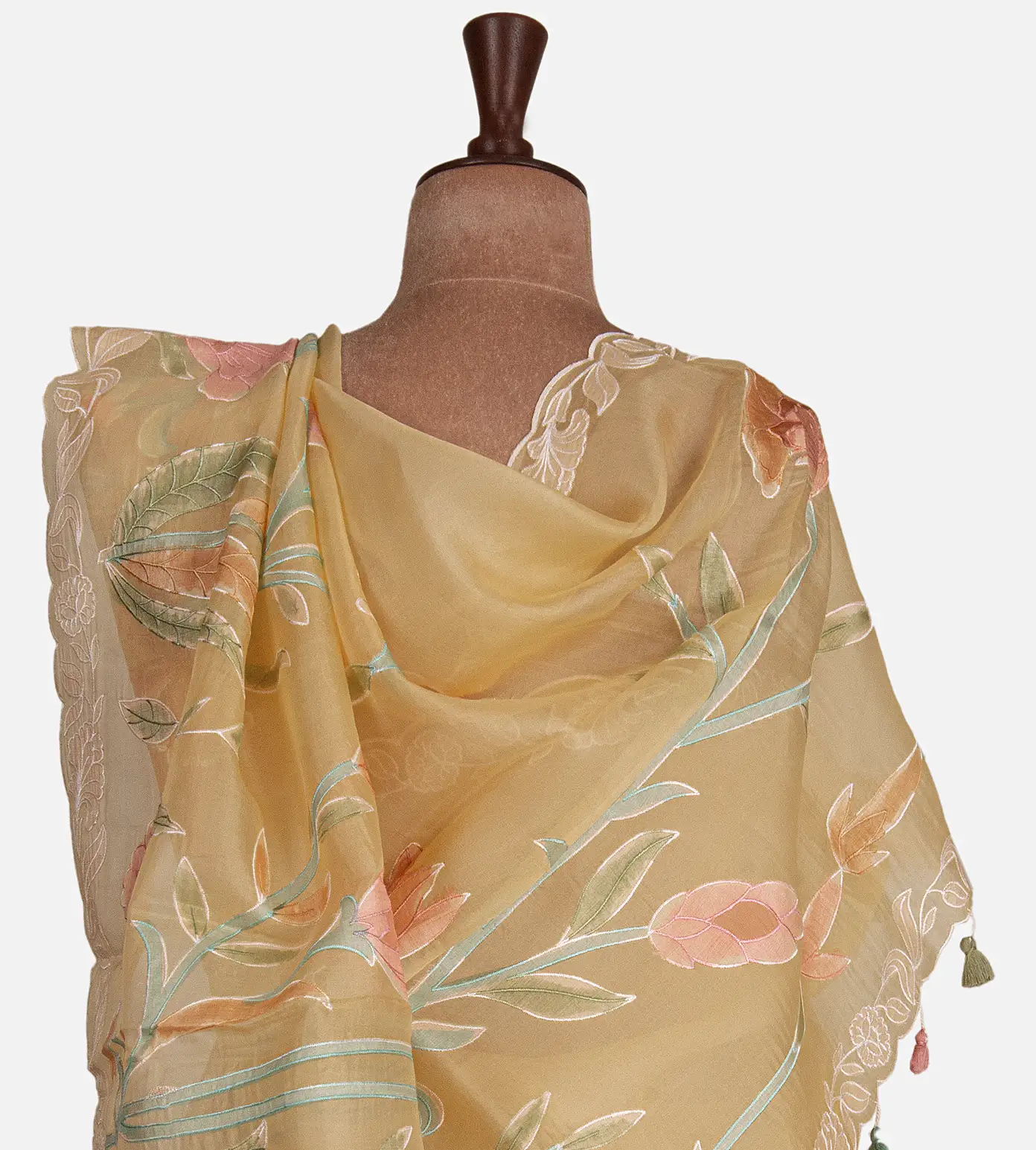 yellow-organza-saree-with-applique-embroidery-d04101939-c