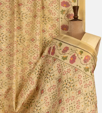 light-yellow-patola-silk-saree-d04103146-a