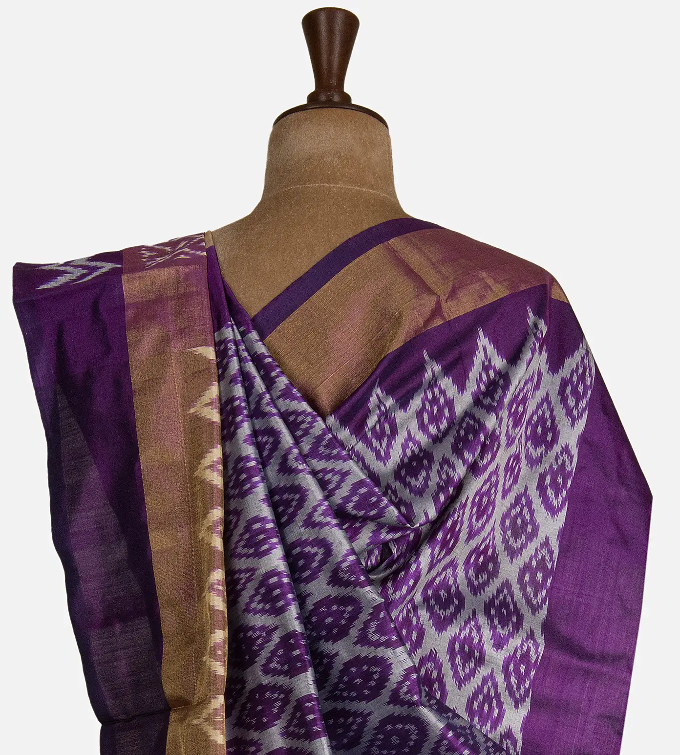 beige-ikkat-silk-saree-d04101862-c