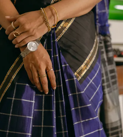 dark-blue-kanchipuram-silk-saree-d06110238-c