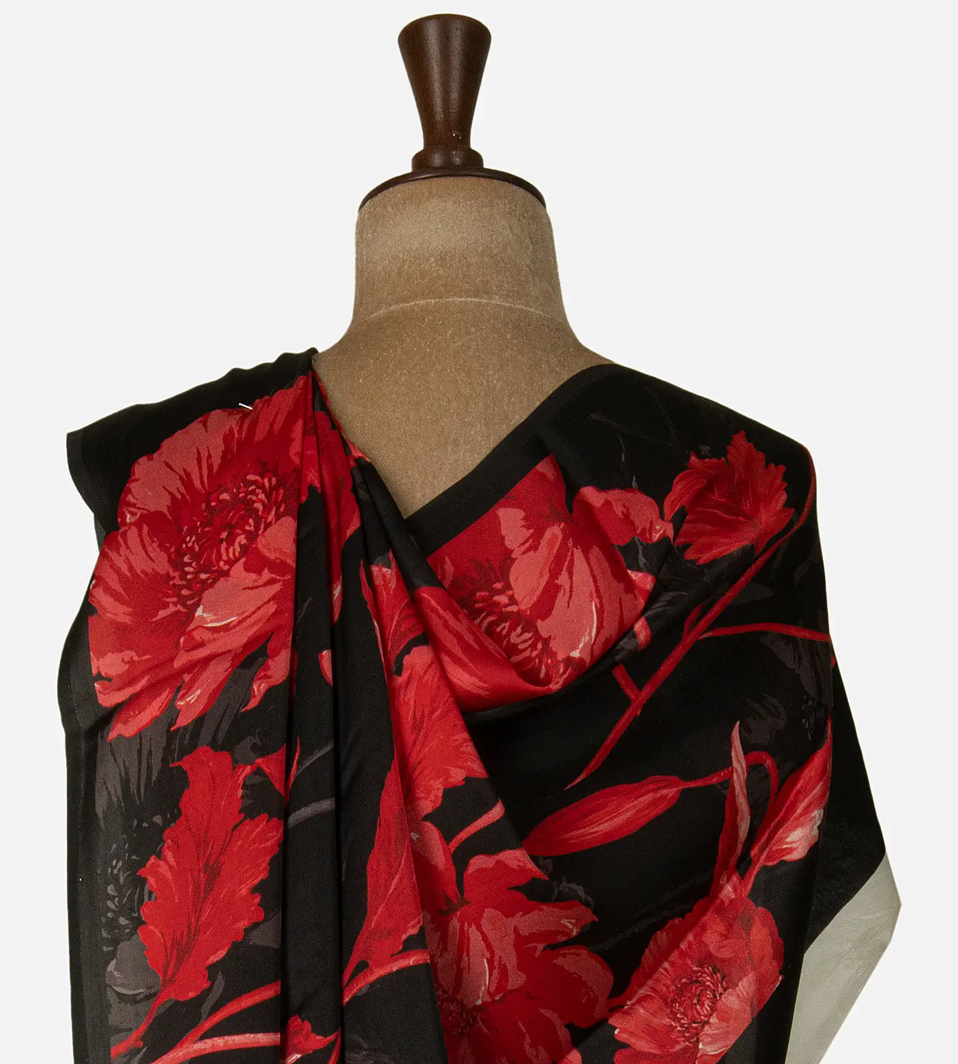 black-satin-crepe-saree-d05105631-c