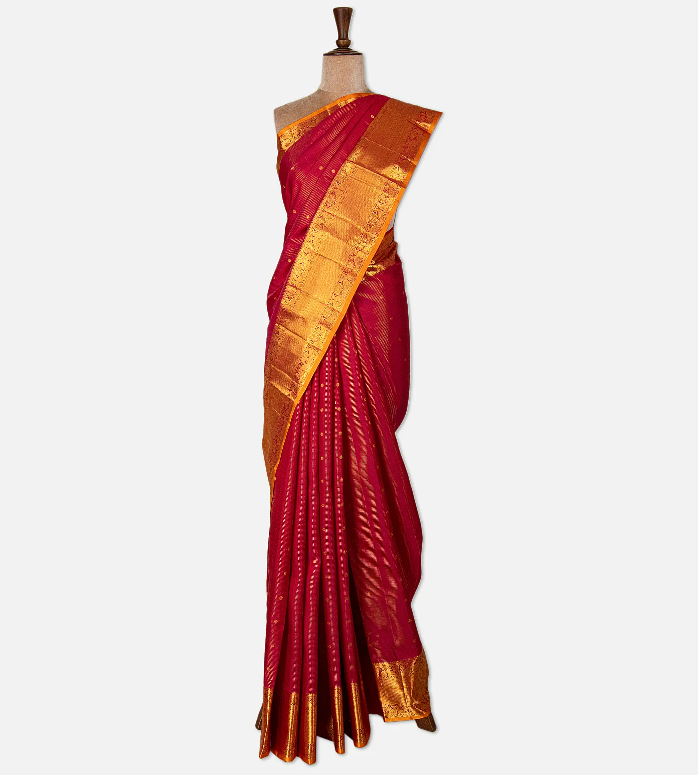 red-kanchipuram-silk-saree-d07113628-b