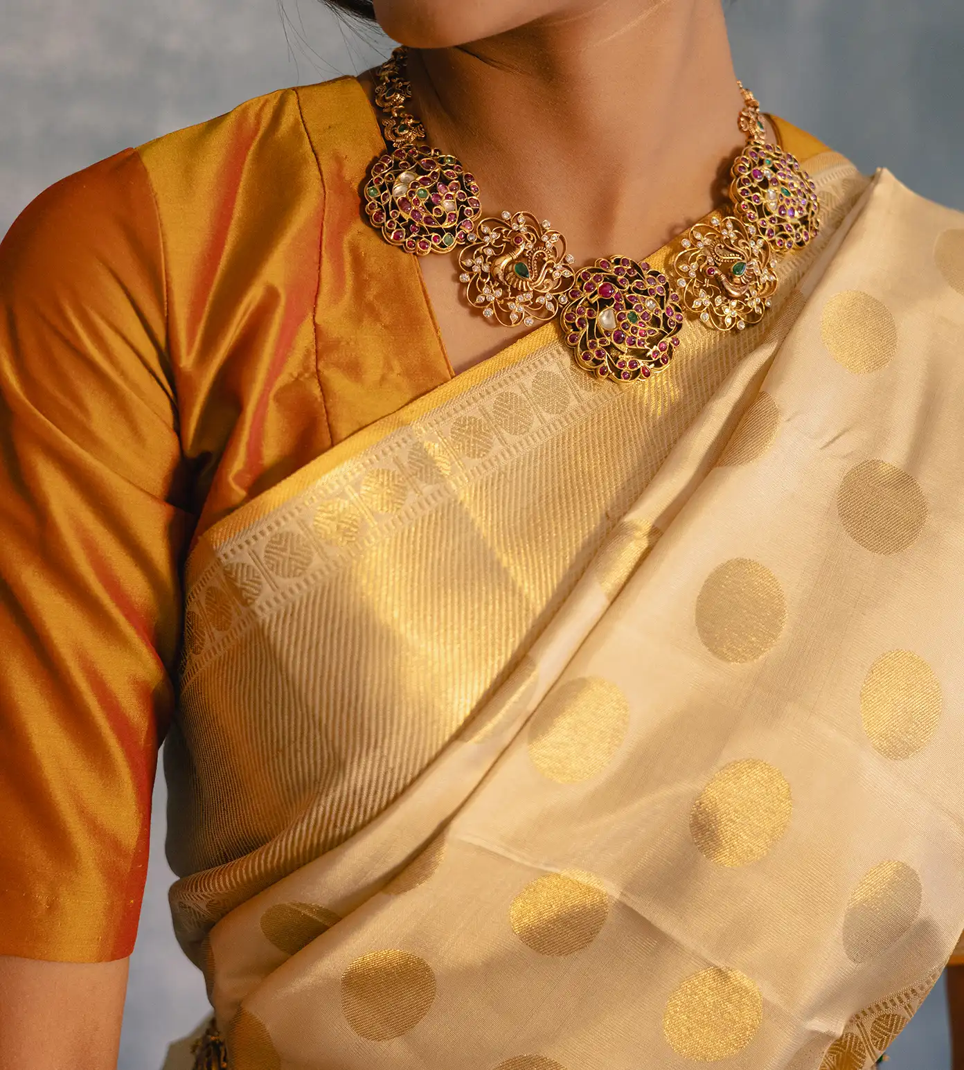 off-white-kanchipuram-silk-saree-d07112449-c