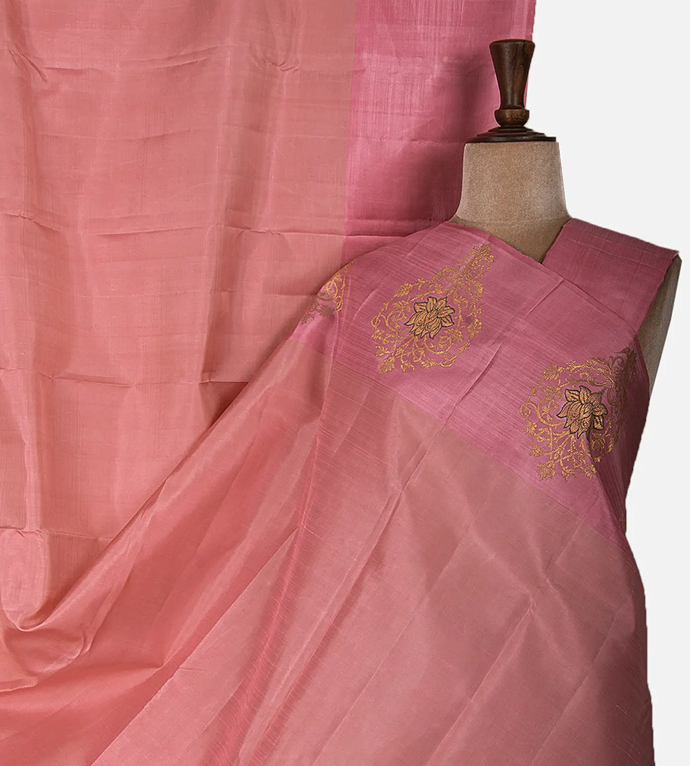 light-kanchipuram-silk-saree-d08118641-a