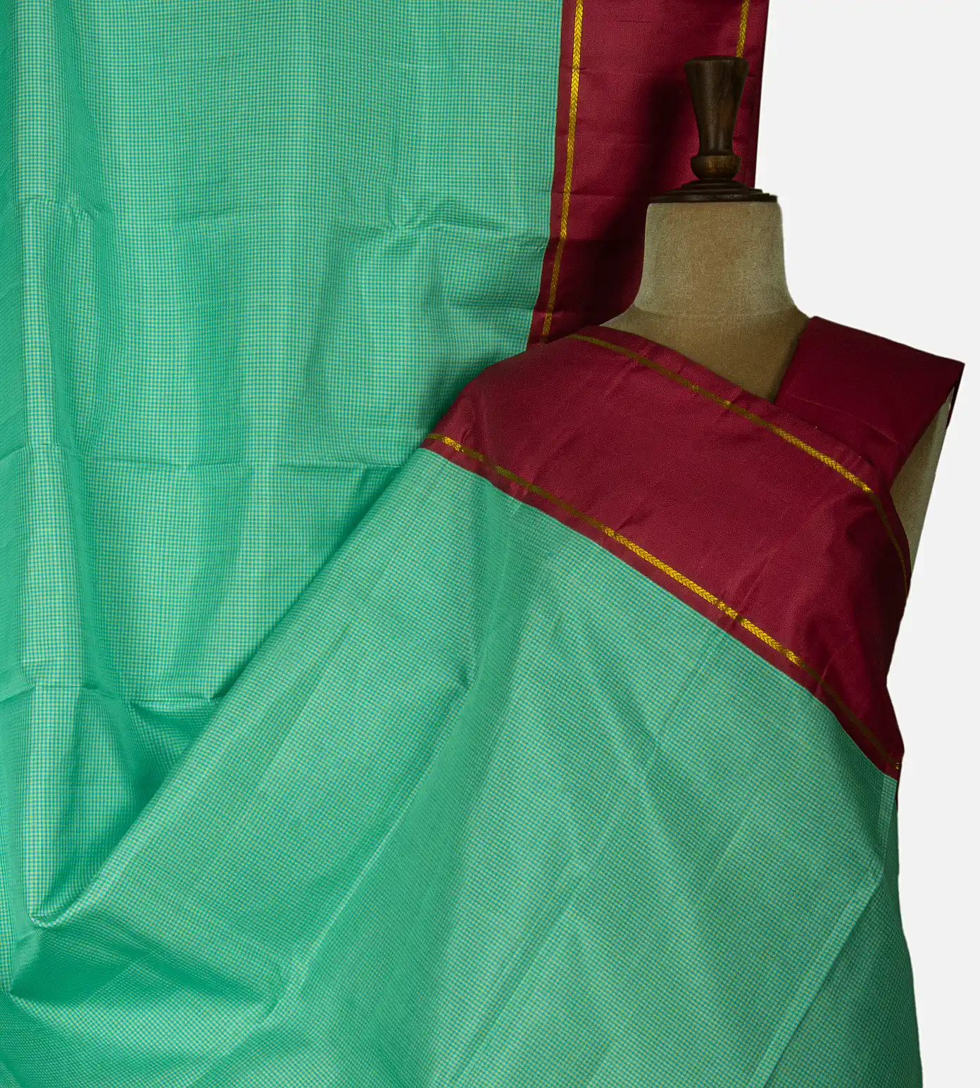 blue-and-yellow-kanchipuram-silk-saree-d08118518-a