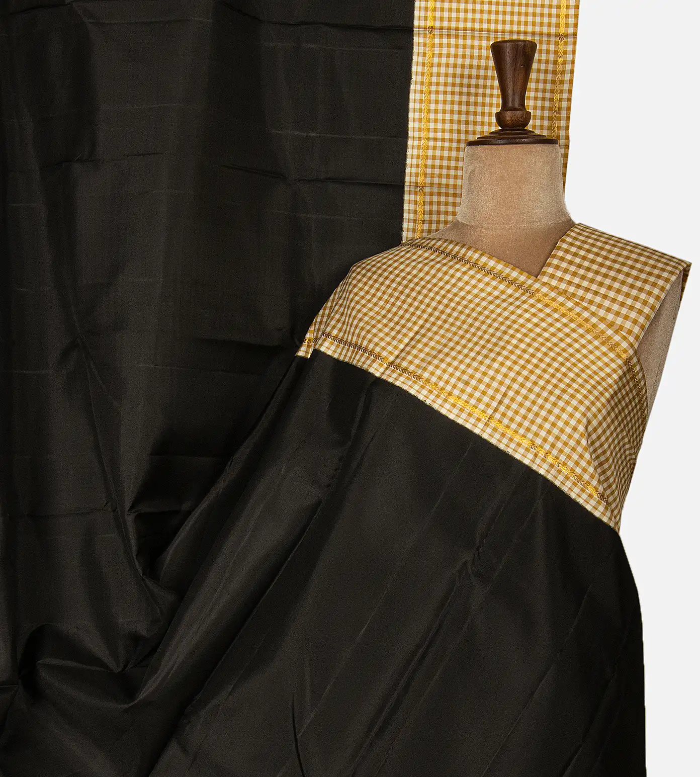 black-kanchipuram-silk-saree-d07111846-a