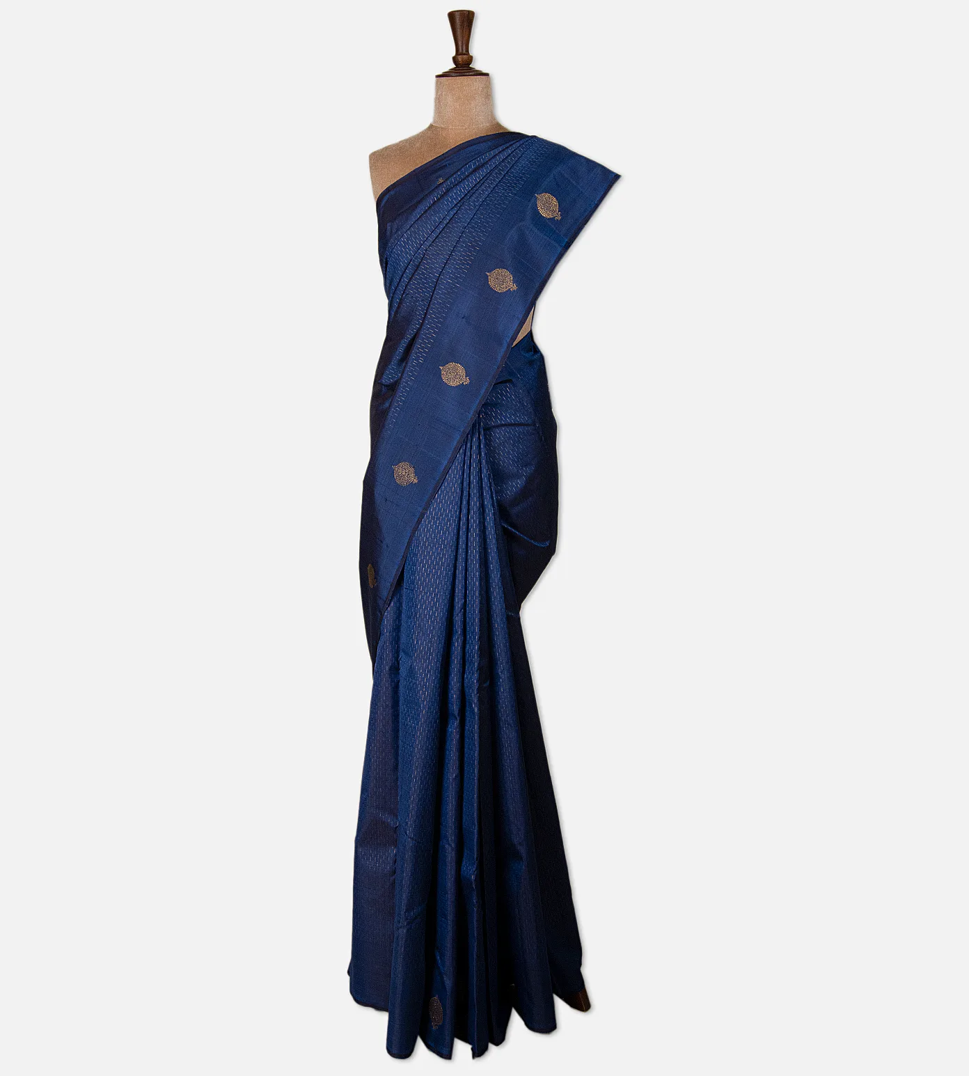 blue-kanchipuram-silk-saree-d08118356-b