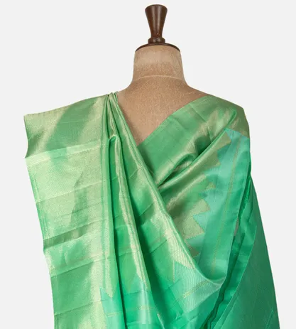 light-green-kanchipuram-silk-saree-d07113178-c