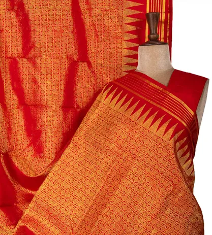 red-kanchipuram-silk-saree-d08115826-a