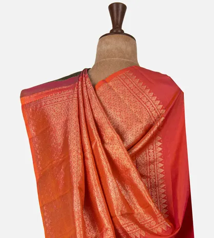 green-kanchipuram-silk-saree-d07111764-c