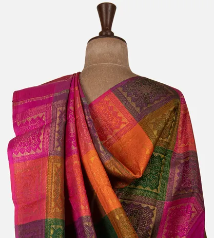 crimson-red-kanchipuram-silk-saree-d07113617-c