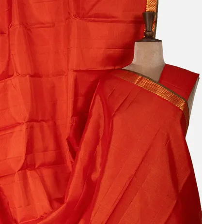 red-kanchipuram-silk-saree-d07113619-a