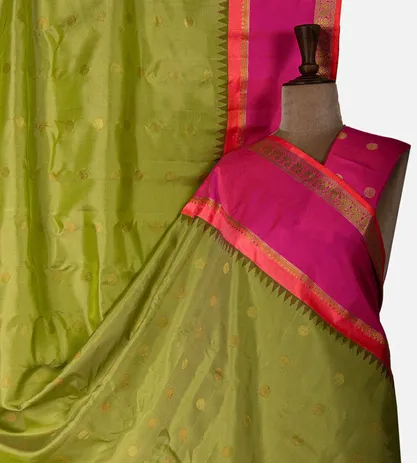 light-green-gadwal-silk-saree-d08118794-a