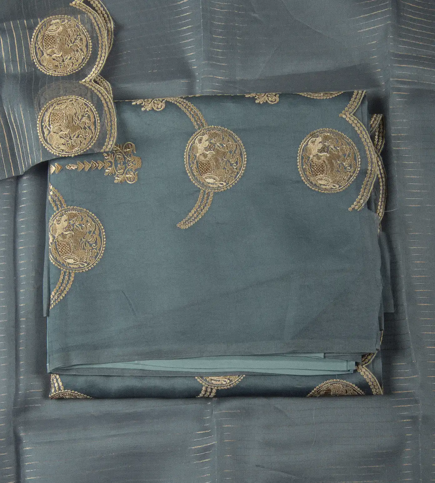 powder-blue-organza-salwar-d08118336-a