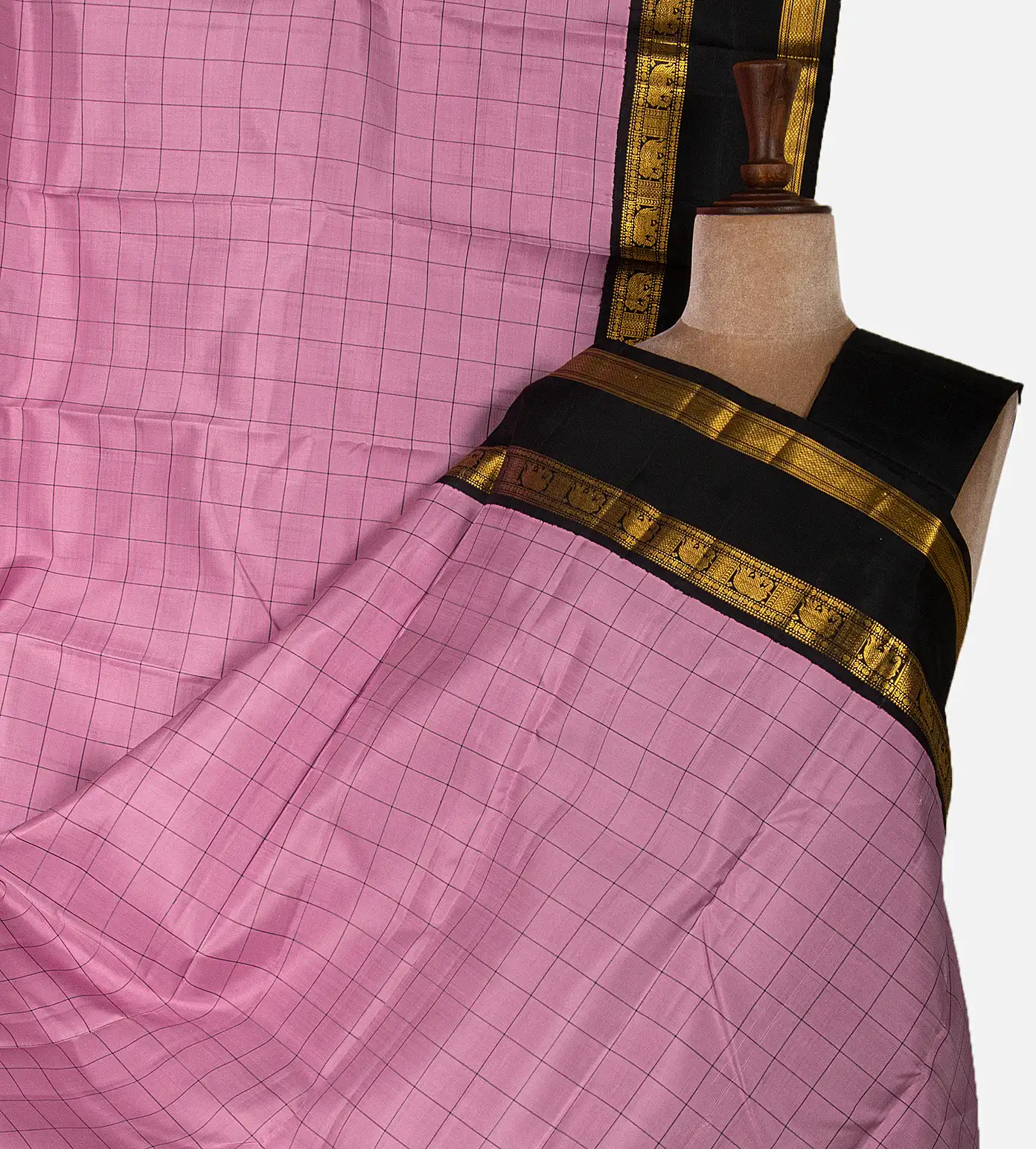 light-pink-kanchipuram-silk-saree-d05106285-a