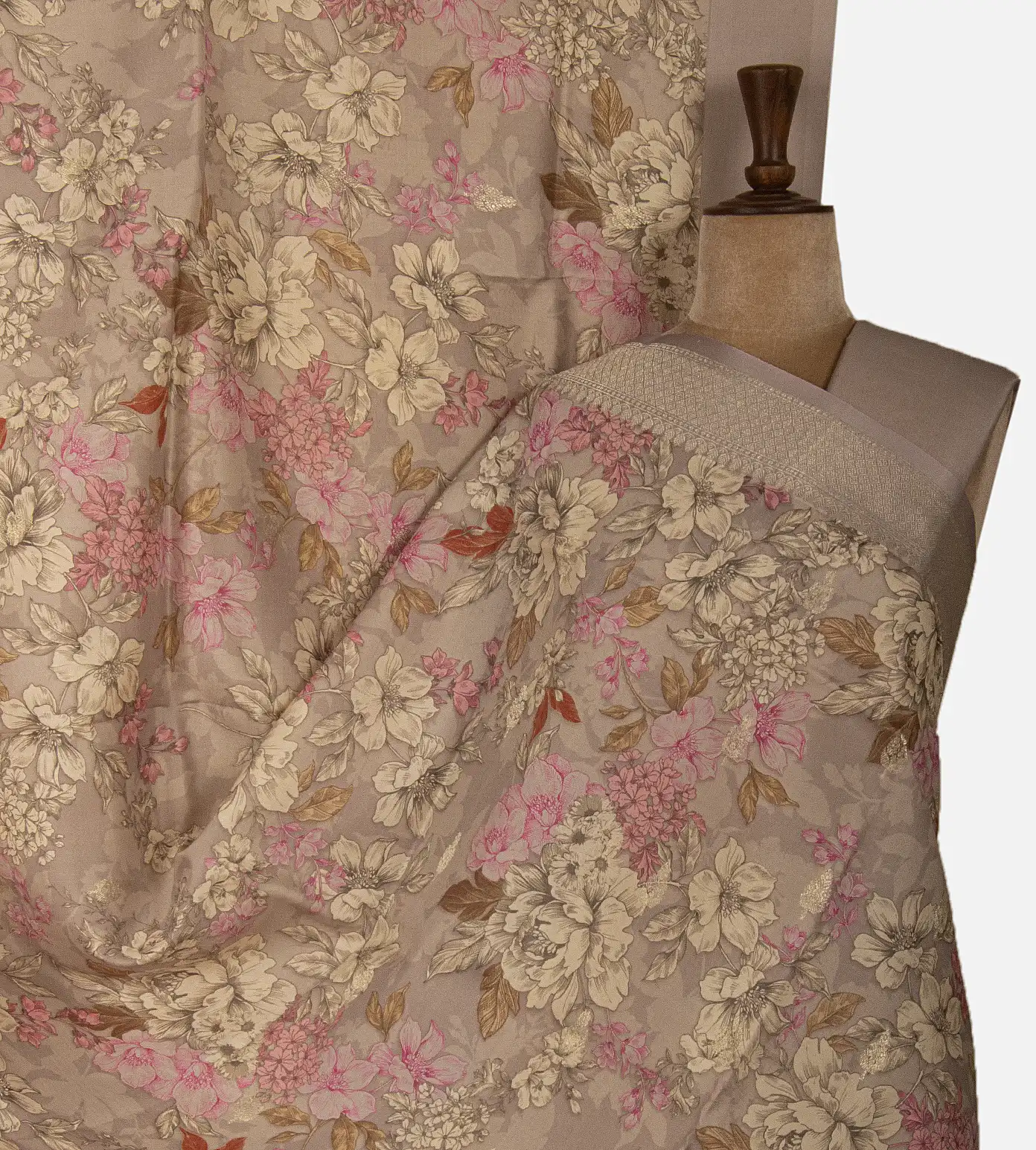 creme-kattan-silk-saree-d07114668-a