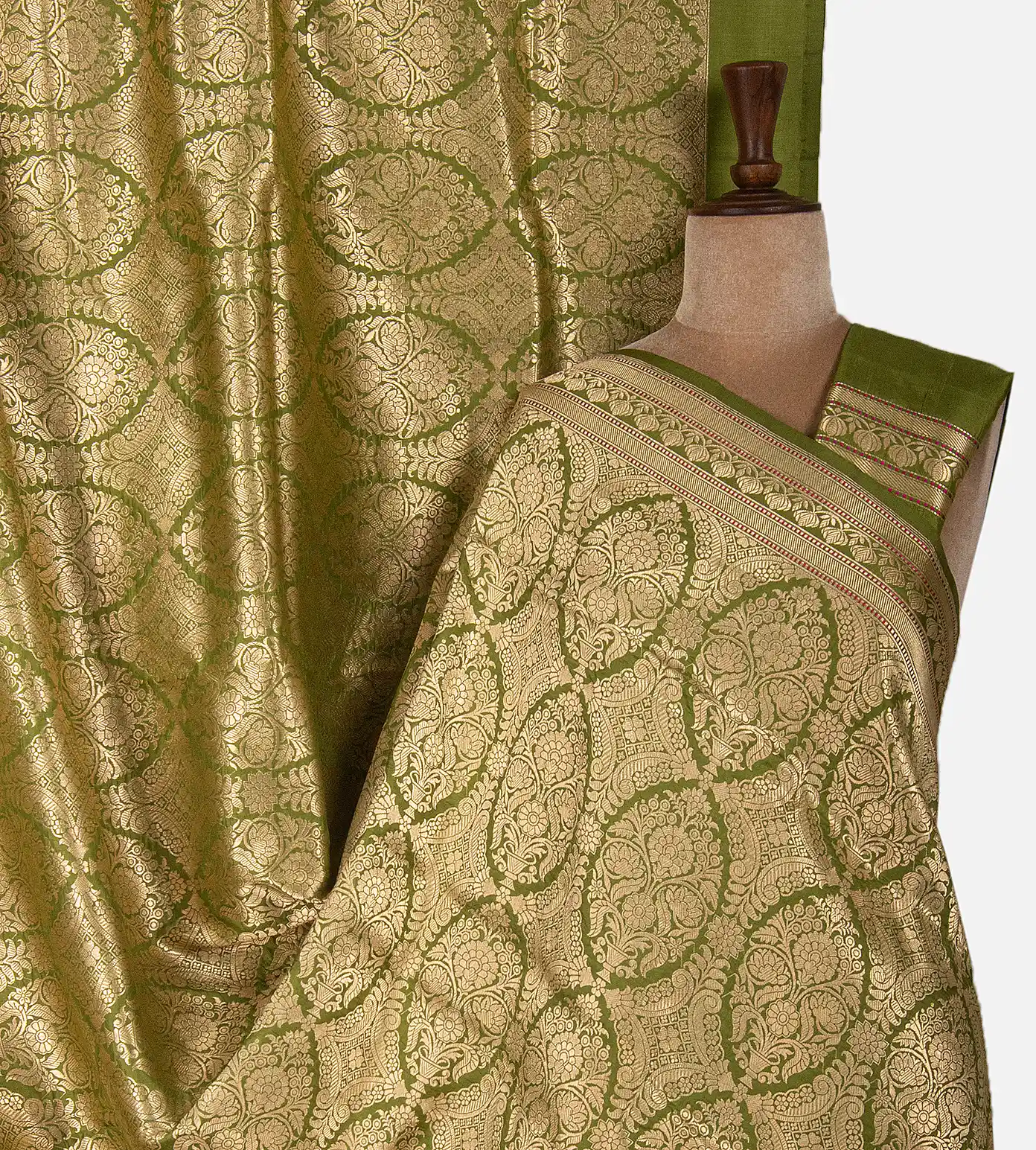 light-green-banarasi-silk-saree-d08118000-a