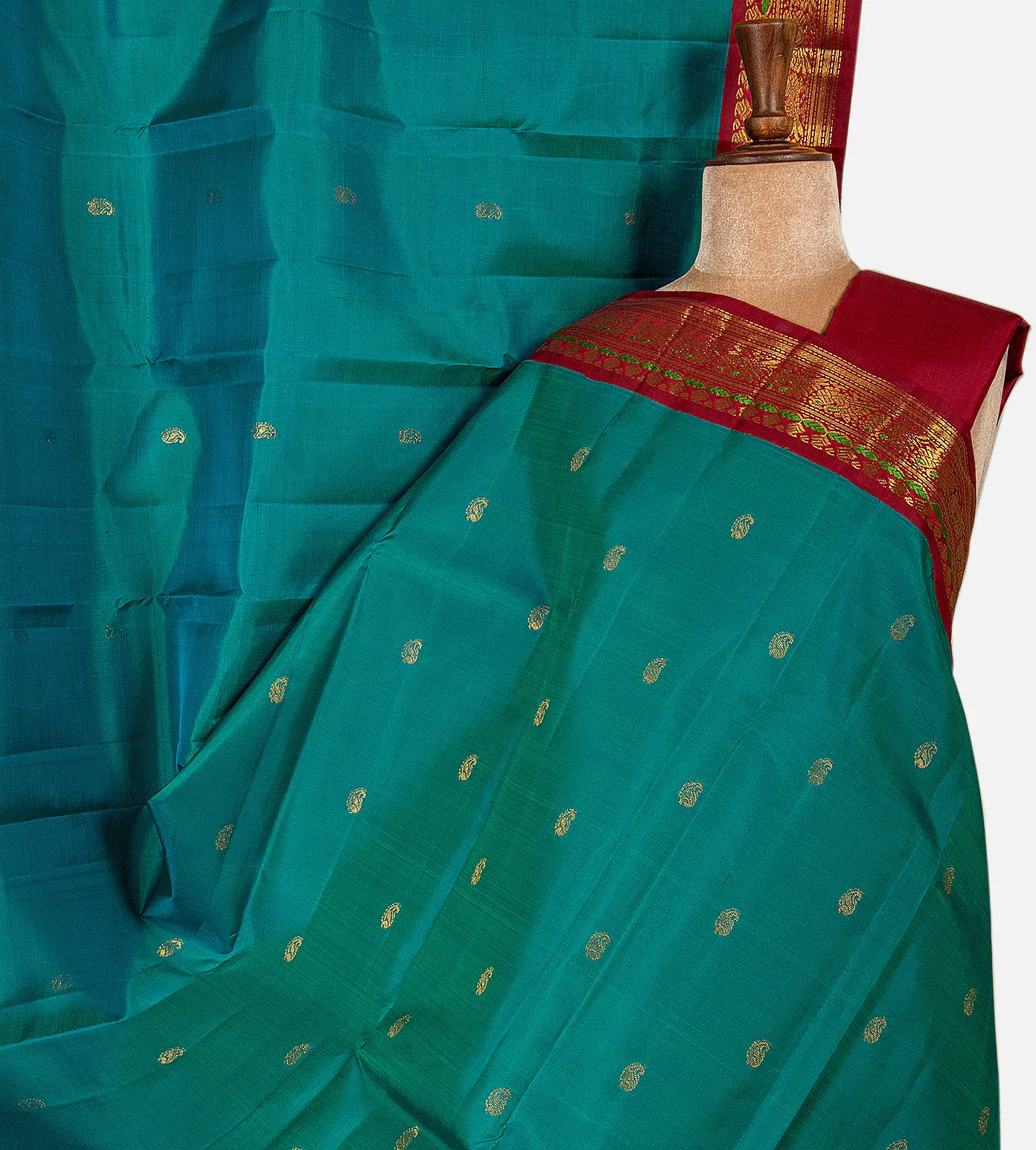 sea-green-kanchipuram-silk-saree-d08120501-a
